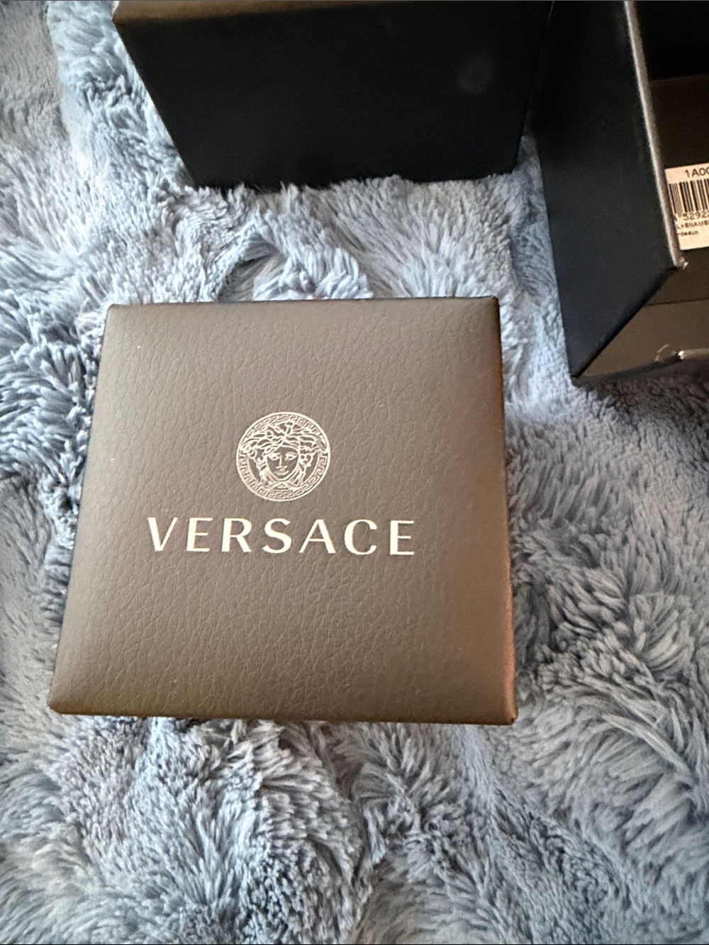 Versace Gold Medusa Round earrings authentic - Picture 4 of 4
